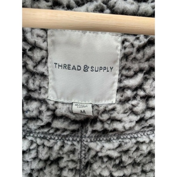 Thread & Supply Women's M Medium Fuzzy Arctic Fleece Sherpa Vest Charcoal Gray - Picture 8 of 8